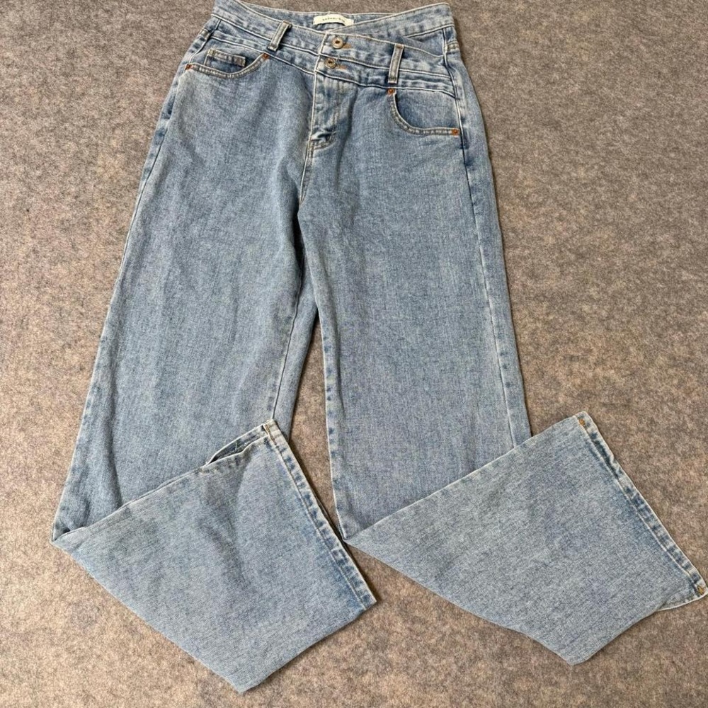 Magnolia 36 Light Wash Wide Leg, High Rise Blue Jeans, Slits on leg hem